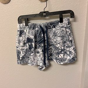 hawaiian shorts